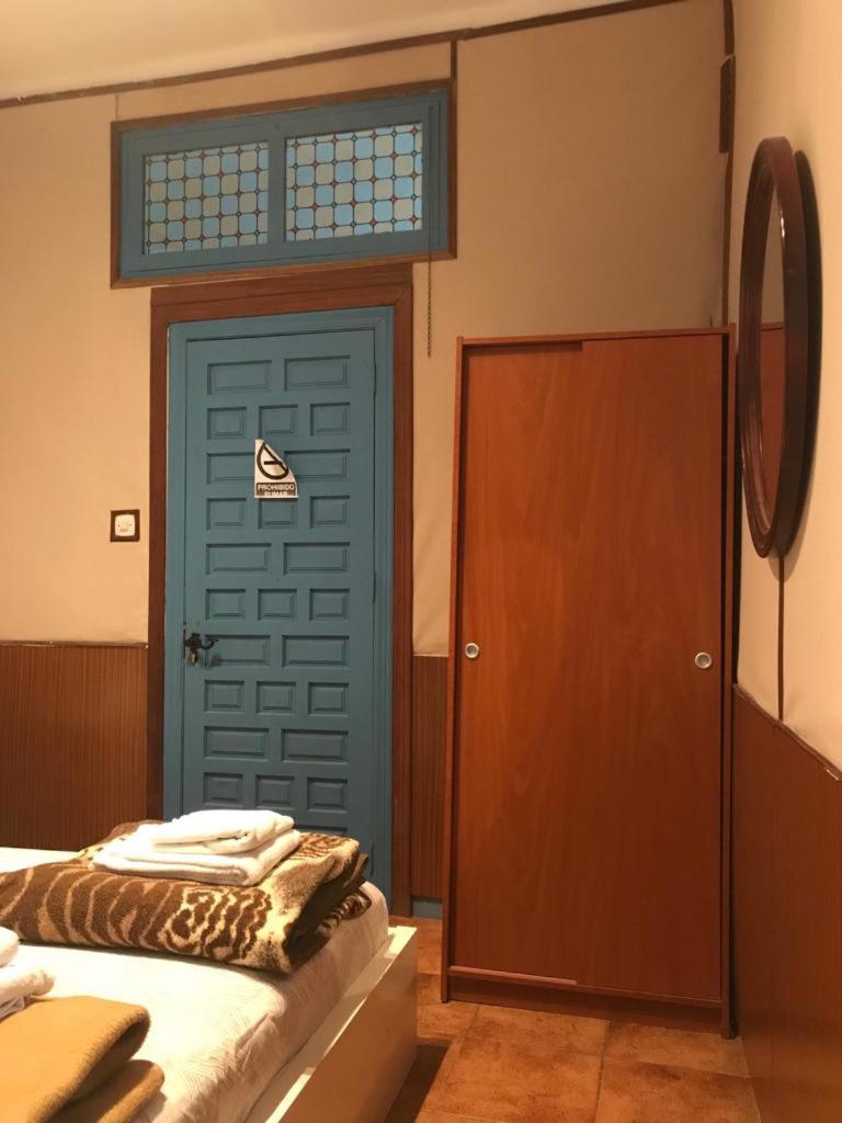 Seneca Hostel Кордова Экстерьер фото